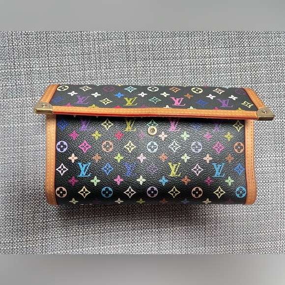 LOUIS VUITTON Monogram Multicolor
Wallet Murakami - Picture 11 of 11